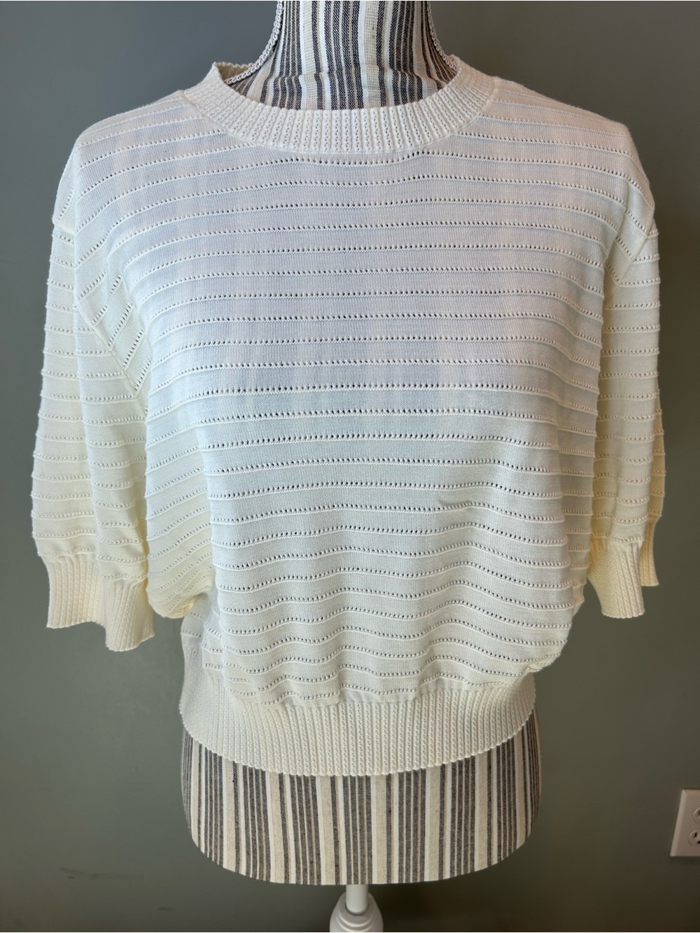 Frye Cream Short Sleeve Sweater Women’s XL NWT - Picture 4 of 12